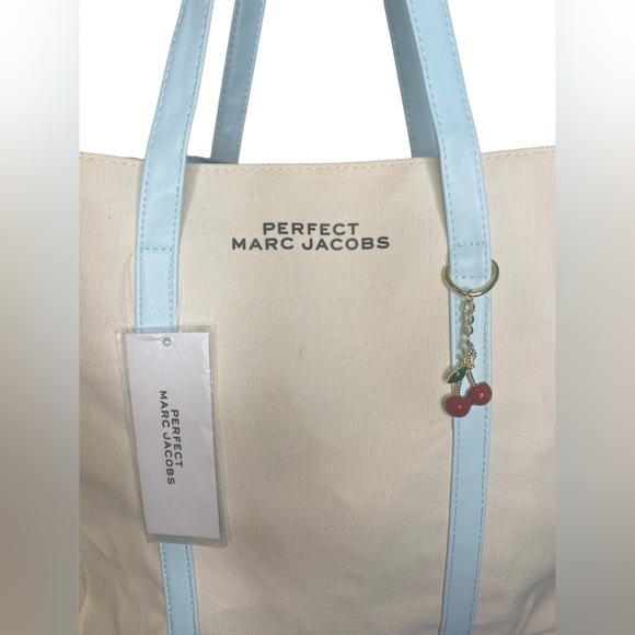 Perfect Marc Jacobs Tote - Picture 4 of 9